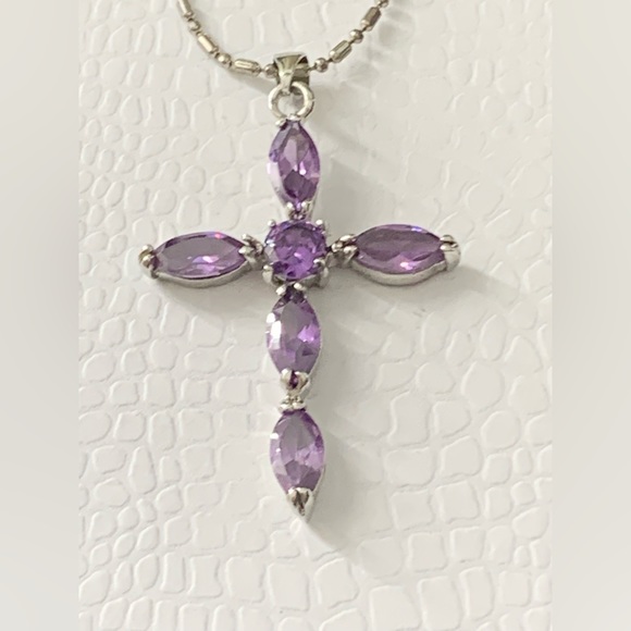 18k GP Accessories Gorgeous Purple Crystal Cross Pendant Set